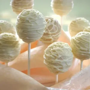 Vanilla cake Pops